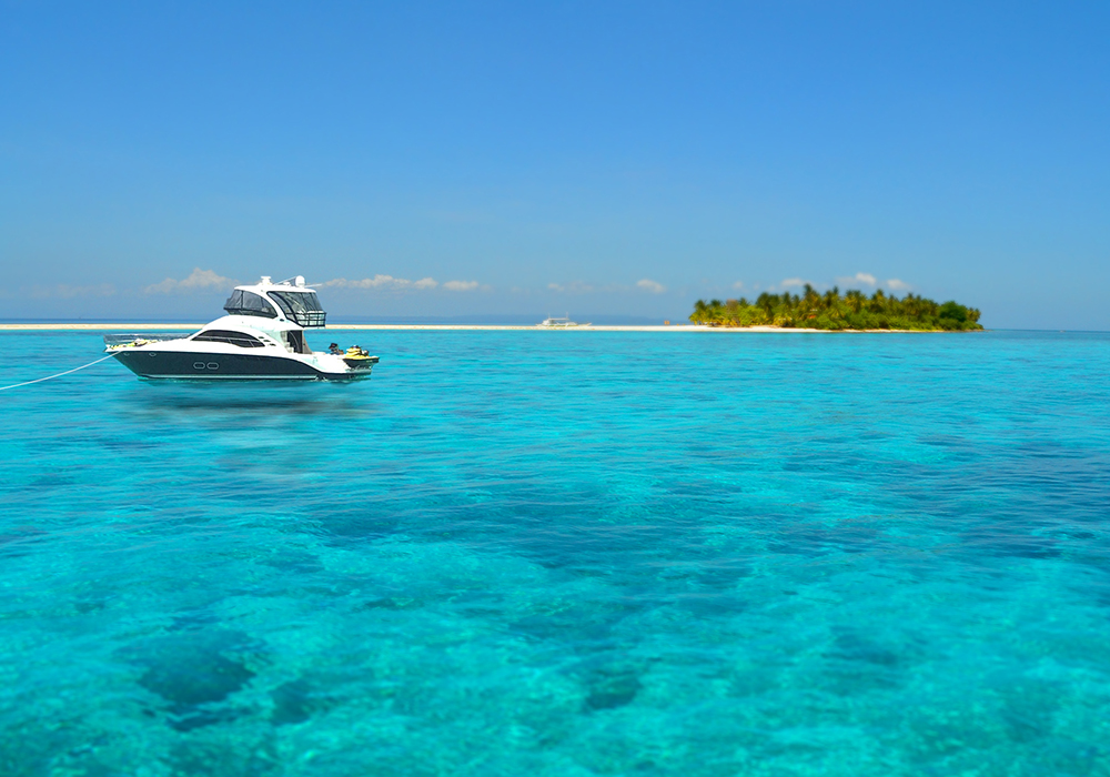 Bahamas Yacht Charters Private island hopping